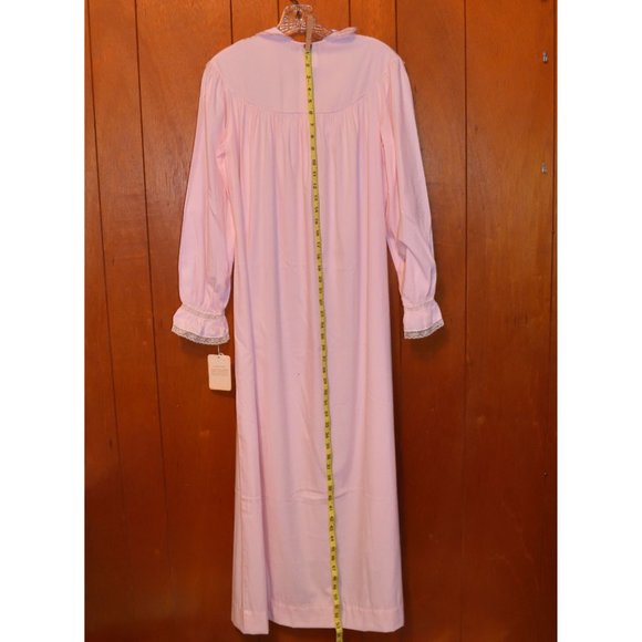 NWT Vintage Barbizon Feathaire Flannel Pink Nightgown Petite Lace Pintuck Pleat - Picture 11 of 16